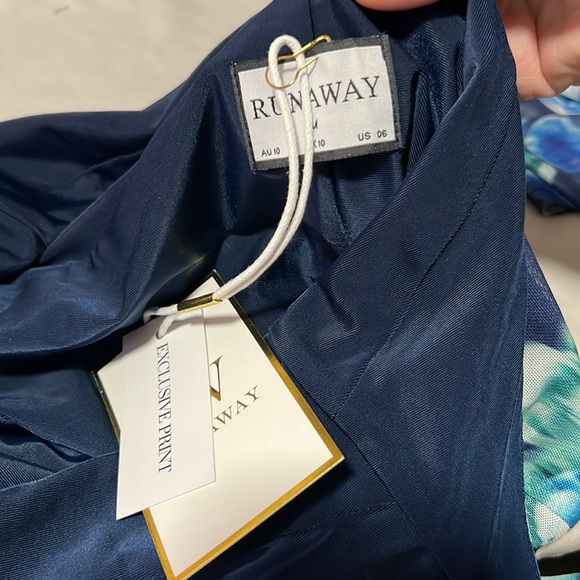 Runaway NWT Channing Maxi Dress in Blue Size M - Picture 14 of 15